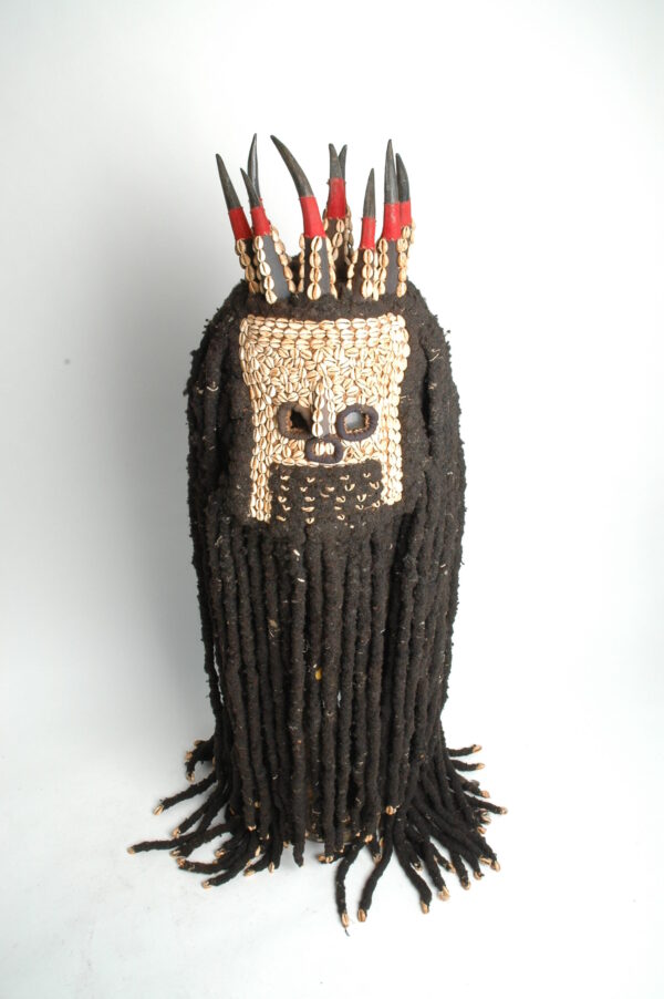 Kungang hood mask with cowrie shell and human hair - Image 4