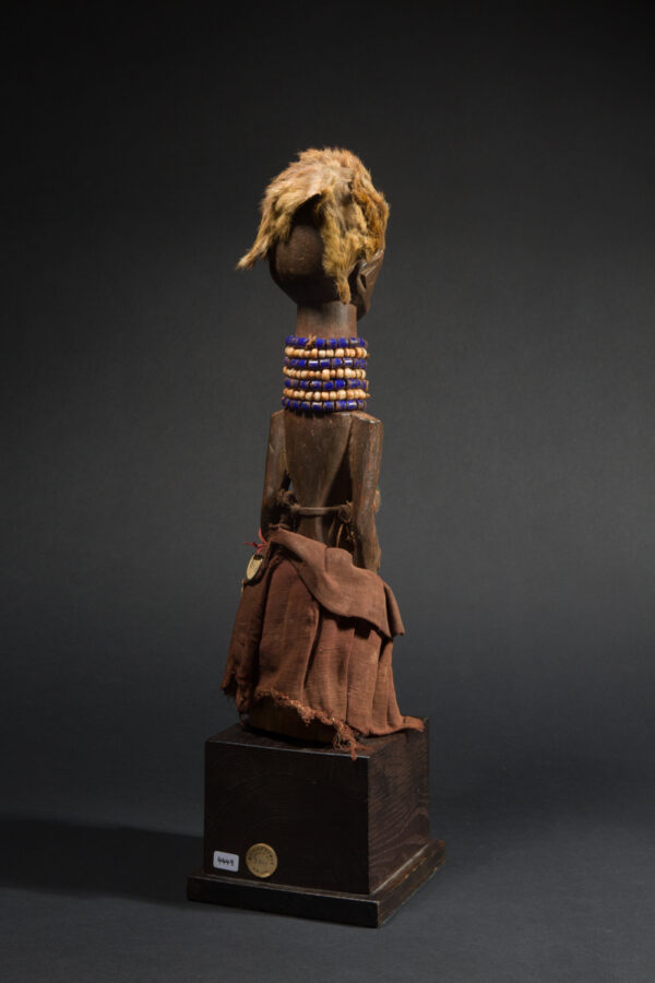 Nkishi power figure - Image 2