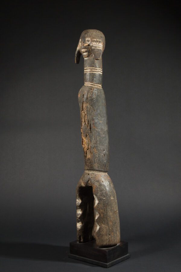 Iagalagana figure - Image 4
