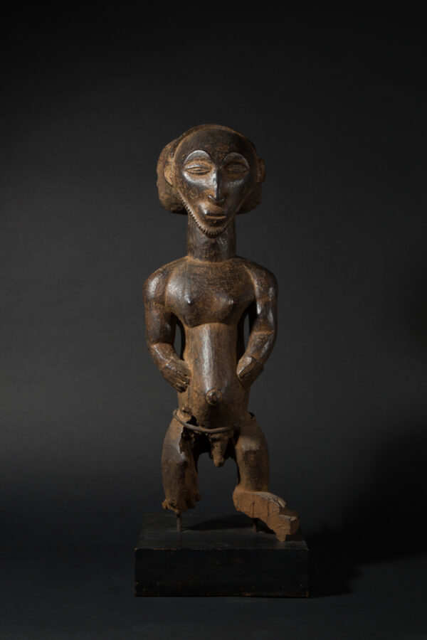 Hemba figure - Image 2